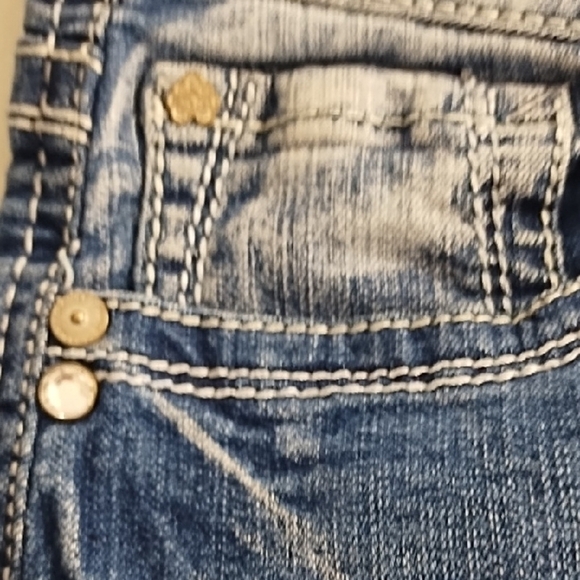 Wallflower Straight Leg Lightly Distressed Blue DenimJeans Stretchy 5 Pocket - Picture 7 of 15